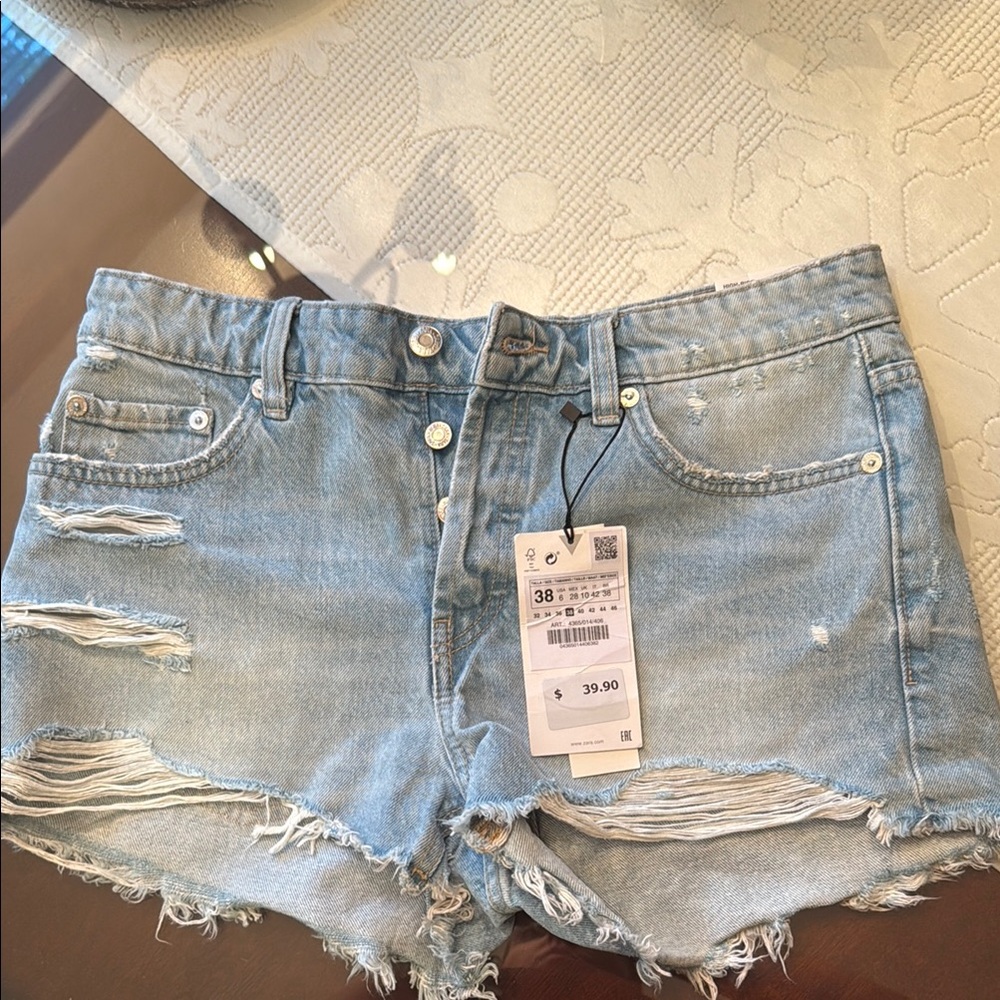 NWT Zara Distressed Light Blue Denim Shorts